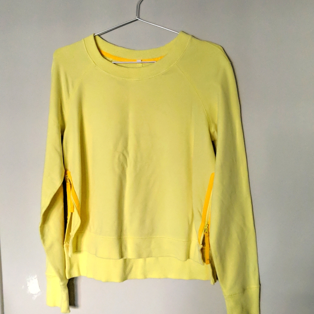 Lululemon Sweatshirt